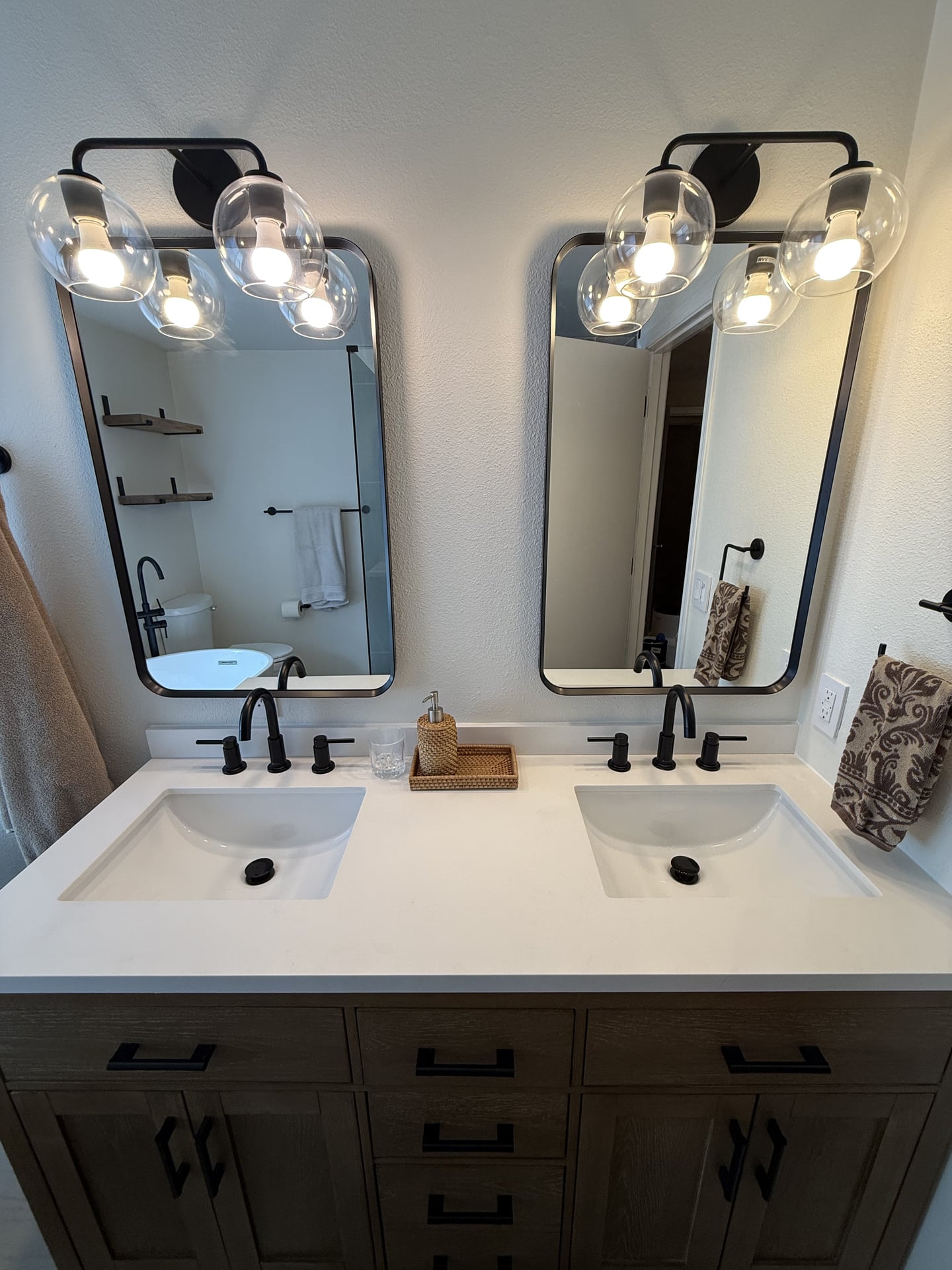 Master Bath with Walk-In Shower & Freestanding Tub - Pierce County, WA