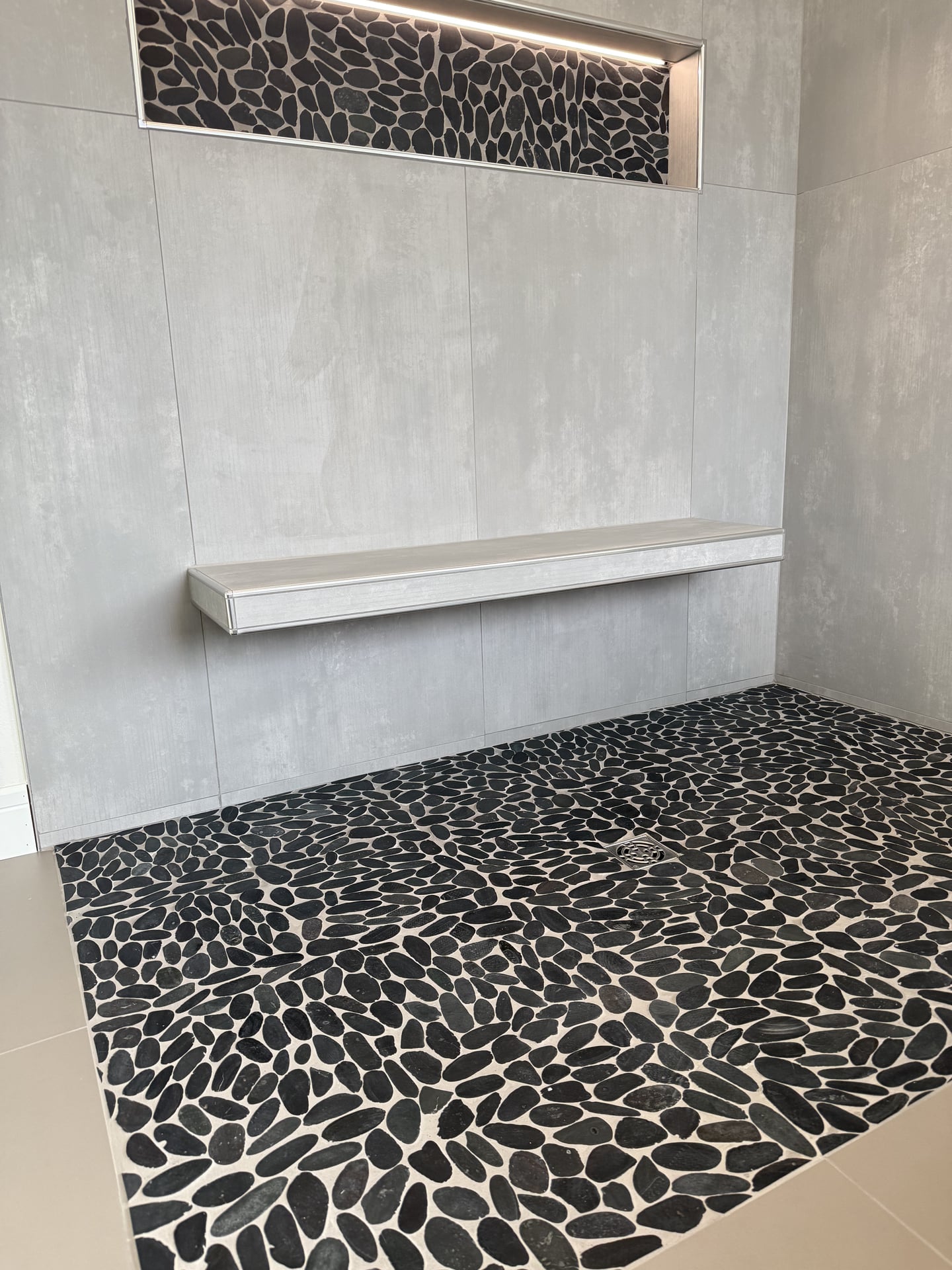 Pebble Stone Master Bath - Pierce County, WA